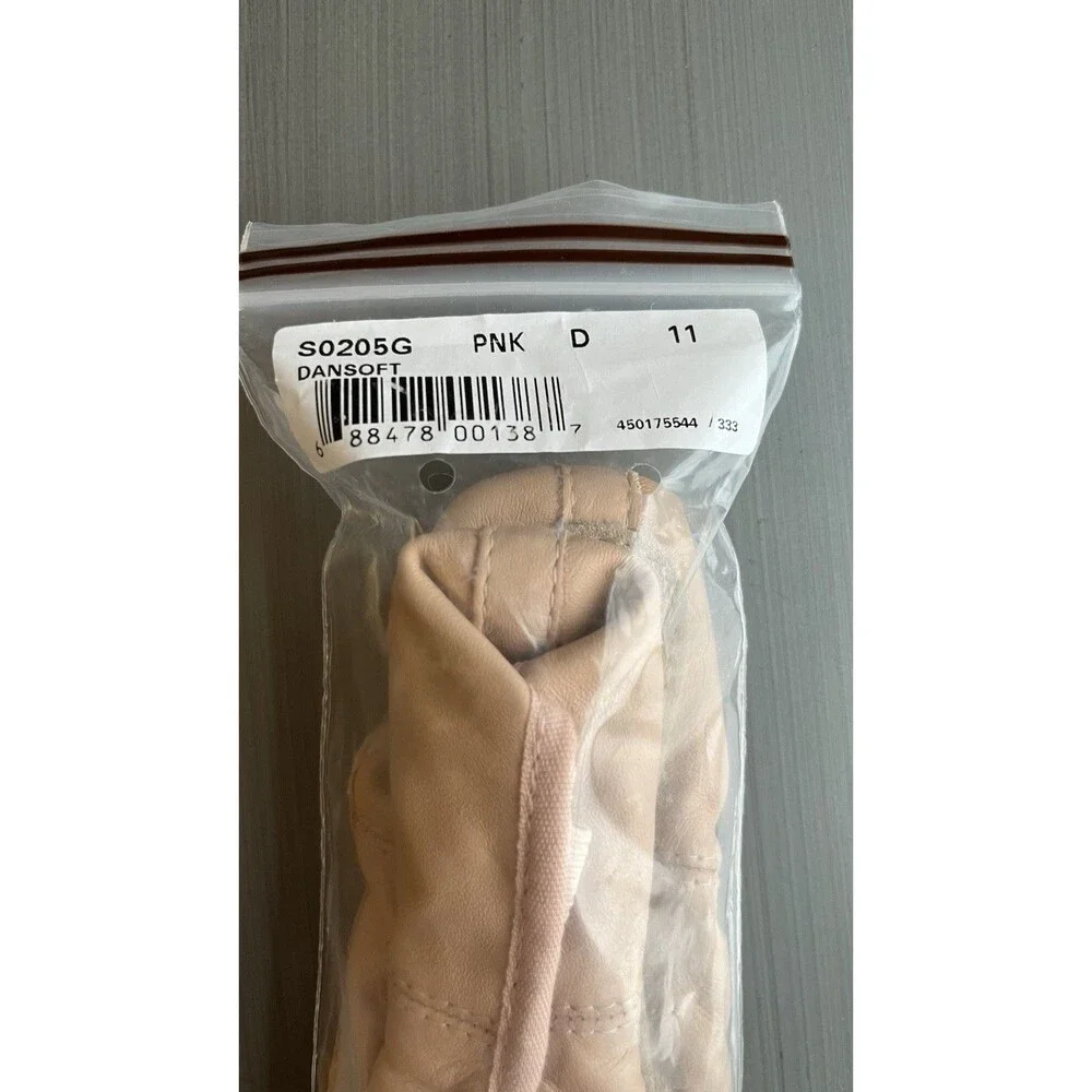 Bloch Childrens Dansoft Pink Leather Ballet Shoes Size 11D NEW